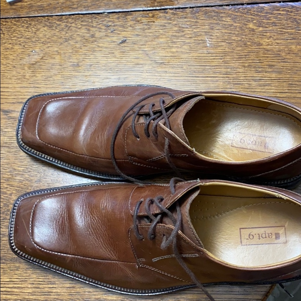 Brazilian made Square toed APT 9 shoes